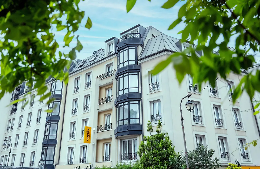 Staycity Aparthotels Gare de l’Est-1